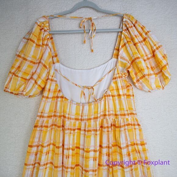 New! New ASTR The Label Ilana Plaid Puff Sleeve Tie Open Back Tiered Midi Dress - Picture 9 of 16